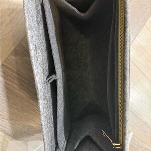 Elegant Gray Women's Shoulder Bag Organizer